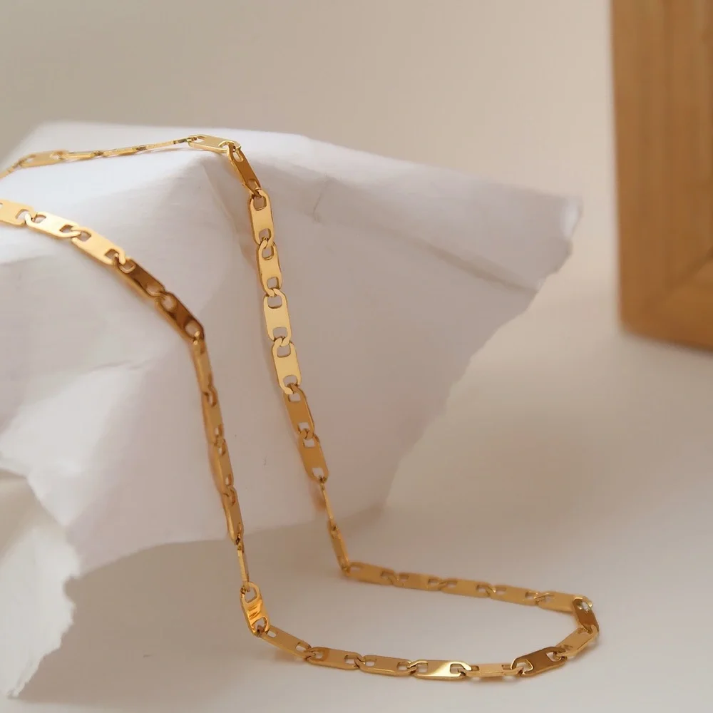 CLOSING SALE! ✨18K Gold Plated Flat Anna Chain Necklace - Picture 7 of 9